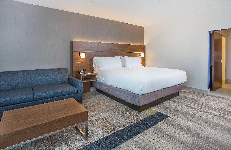 Holiday Inn Express & Suites Covington By IHG image