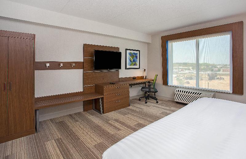Holiday Inn Express & Suites Covington By IHG image