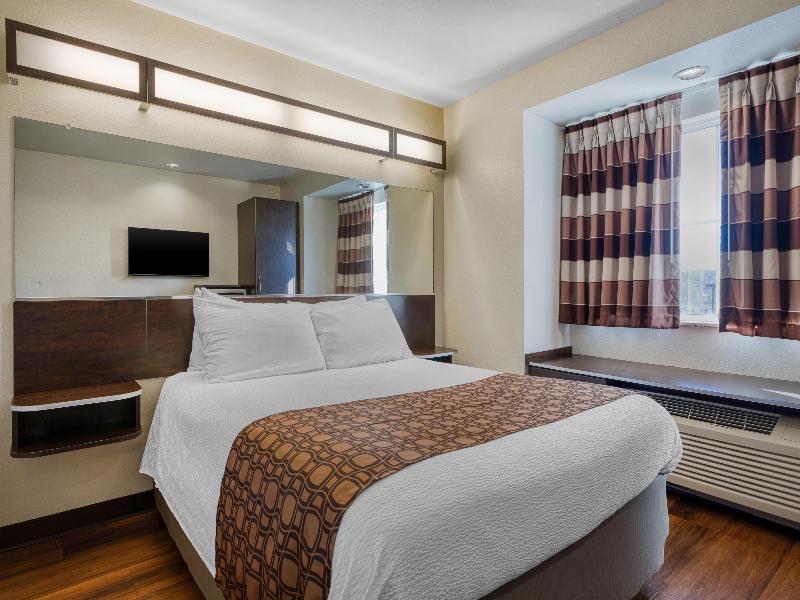 SureStay Plus Hotel by Best Western Buckhannon image