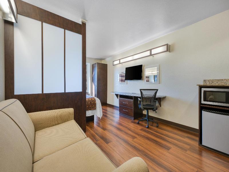 SureStay Plus Hotel by Best Western Buckhannon image