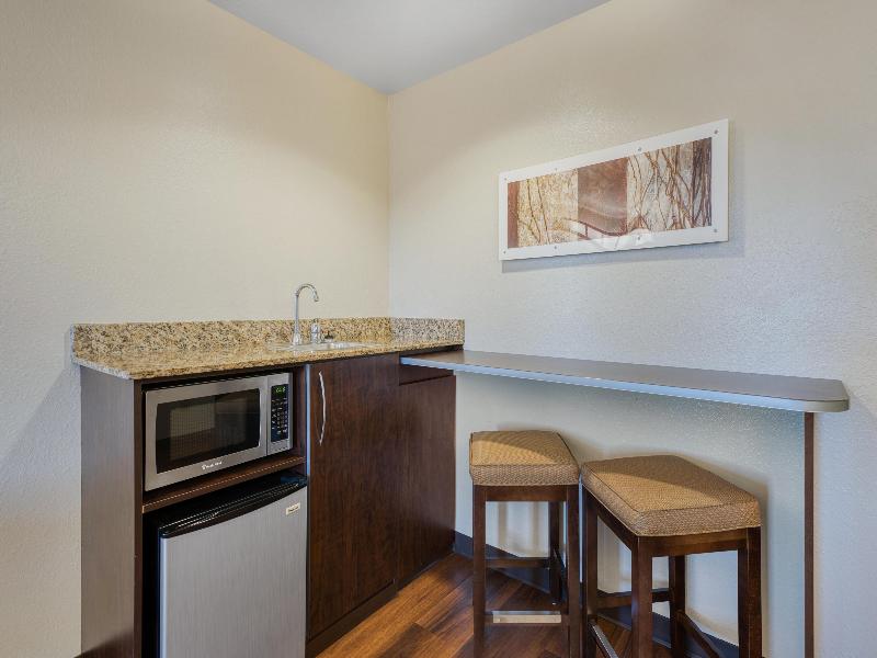 SureStay Plus Hotel by Best Western Buckhannon image