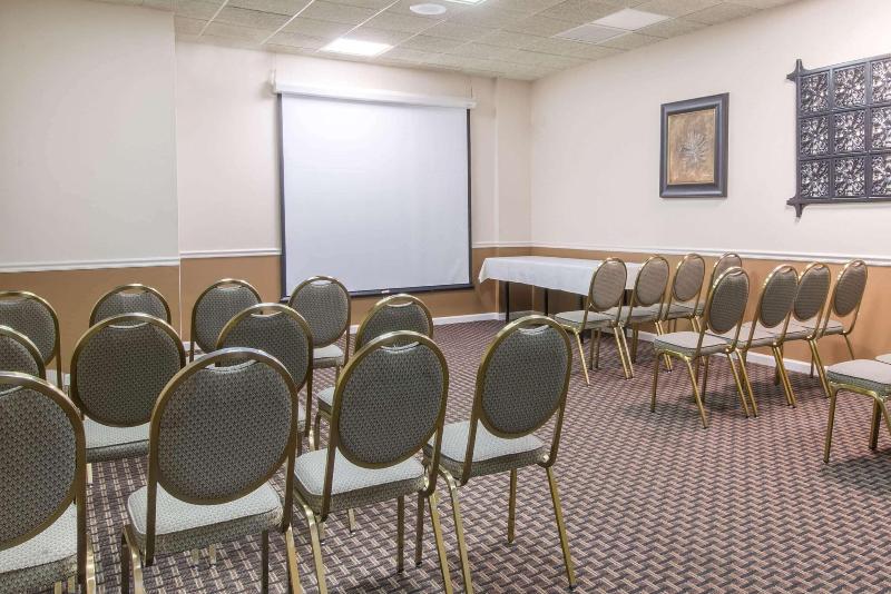 Ramada by Wyndham Vineland Millville Area image