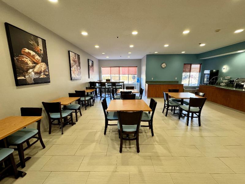 Days Inn & Suites by Wyndham Madison image