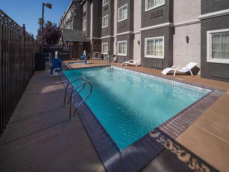 Microtel Inn & Suites By Wyndham Tracy image