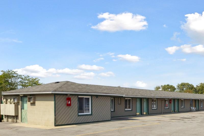 Curry’s Motel by OYO Saginaw MI