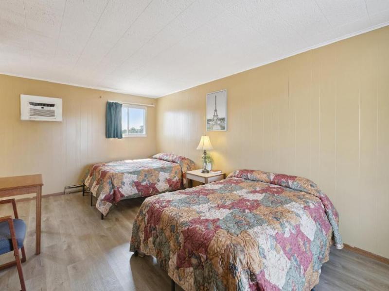 Curry’s Motel by OYO Saginaw MI image