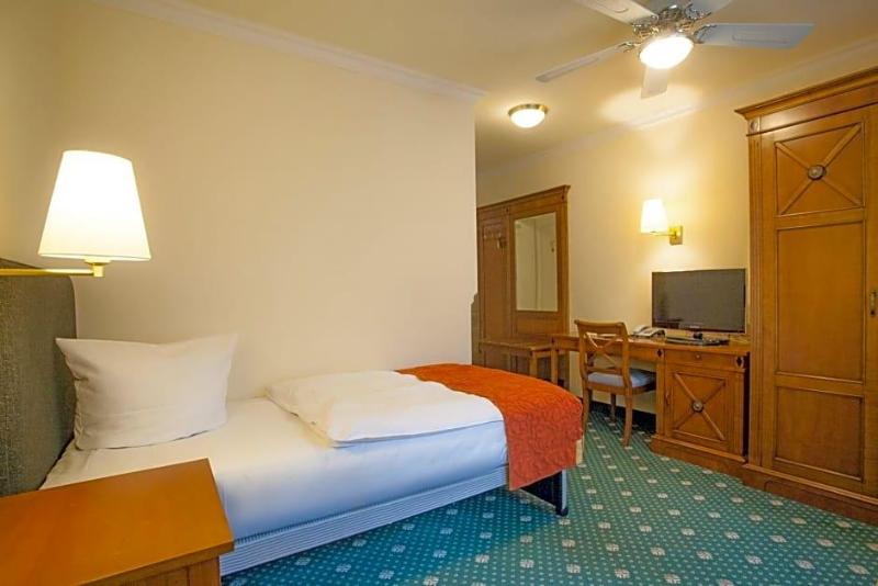 Stadthotel Herzog Ludwig image