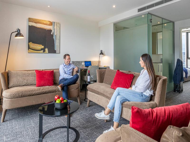 MainStay Suites Hawthorn image