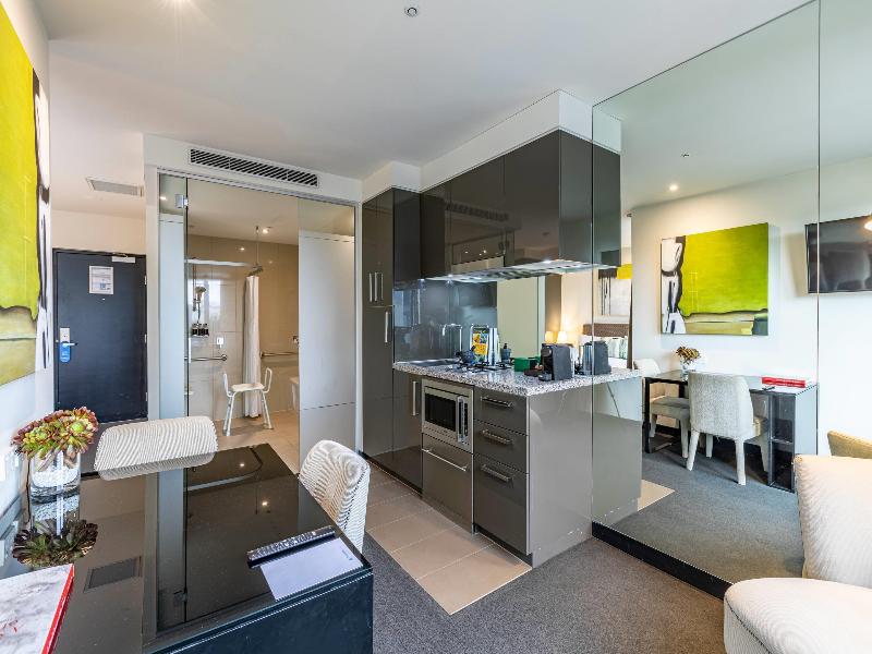 MainStay Suites Hawthorn image