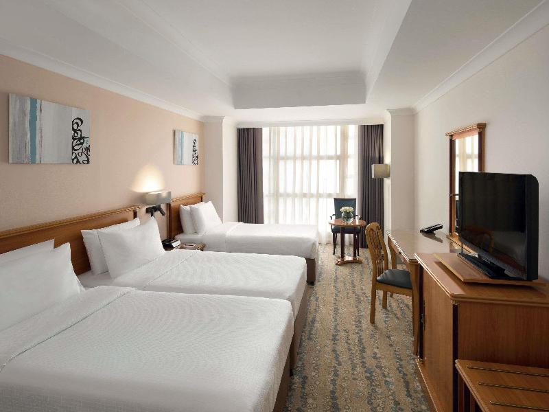 Anwar Al Madinah Movenpick Hotel image