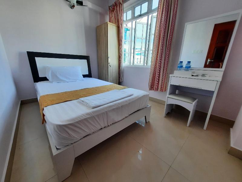 Hotel Octave Maldives image
