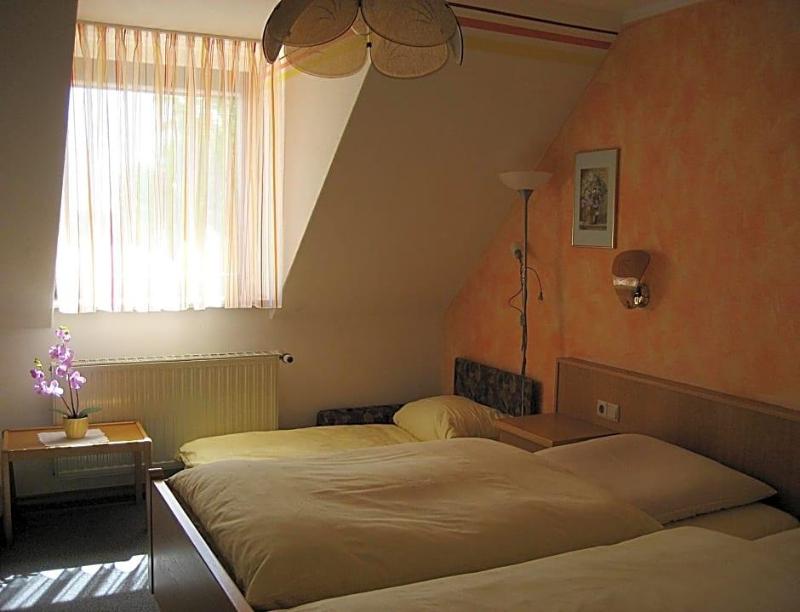 Zum Bartl image