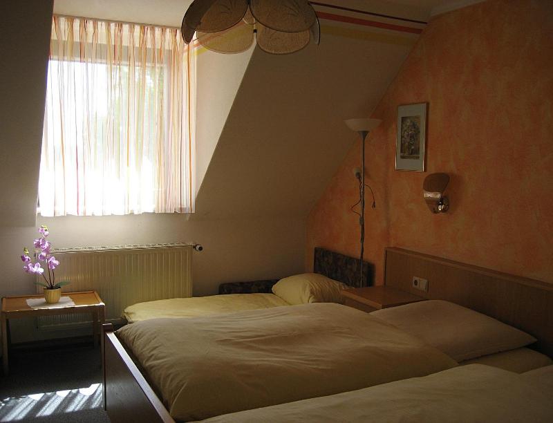 Zum Bartl image