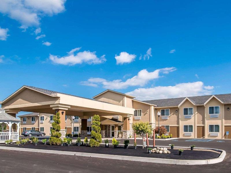 Comfort Inn Saugerties image
