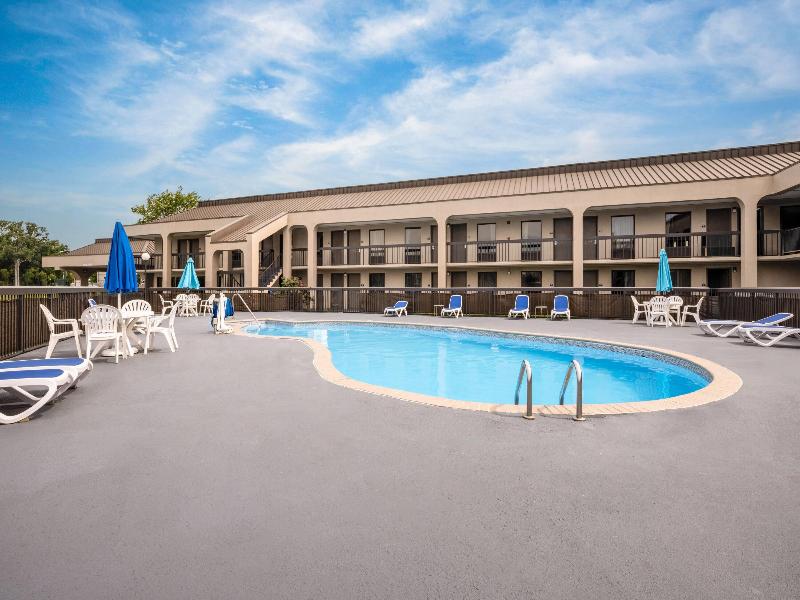 Days Inn by Wyndham Norfolk Airport