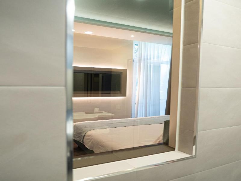 Hotel Vittoria image