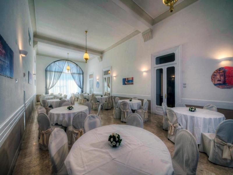 Hotel Vittoria image