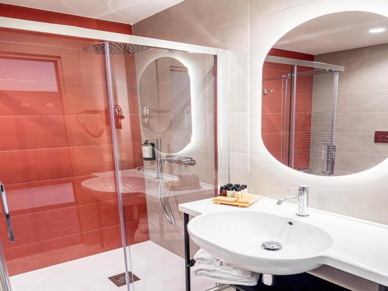 Hotel Vittoria image