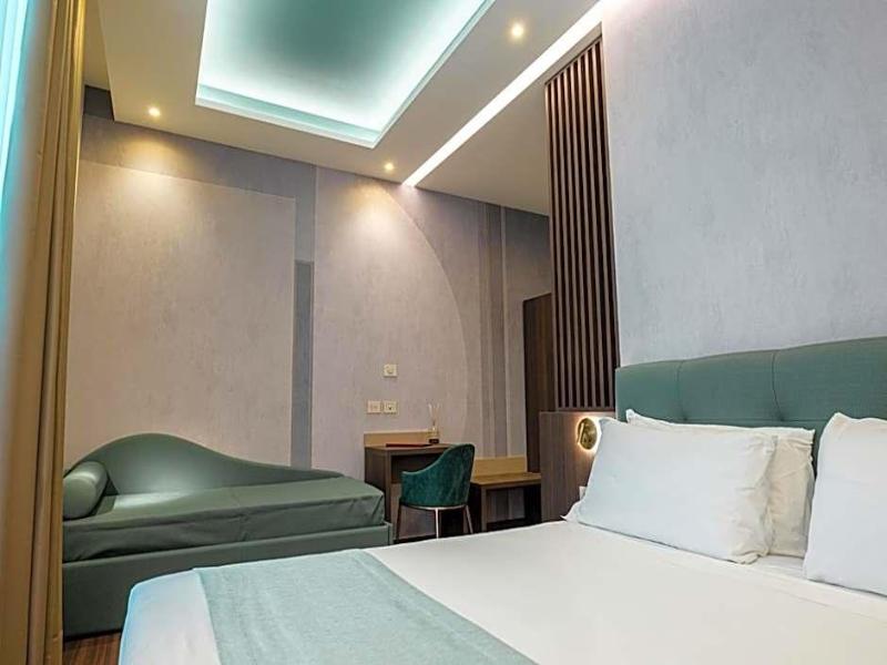 Hotel Vittoria image