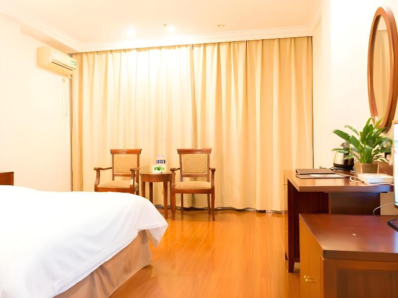 GreenTree Inn YiZheng Zhenzhou East Road image
