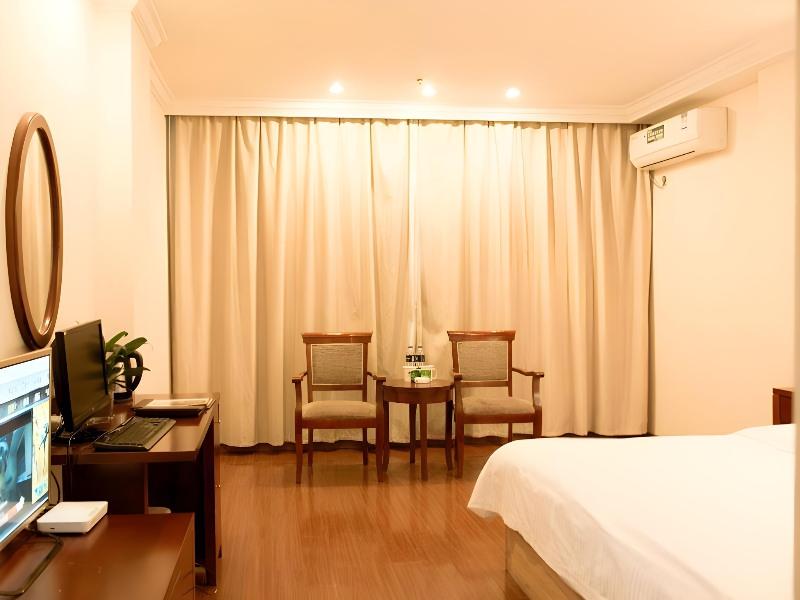 GreenTree Inn YiZheng Zhenzhou East Road image