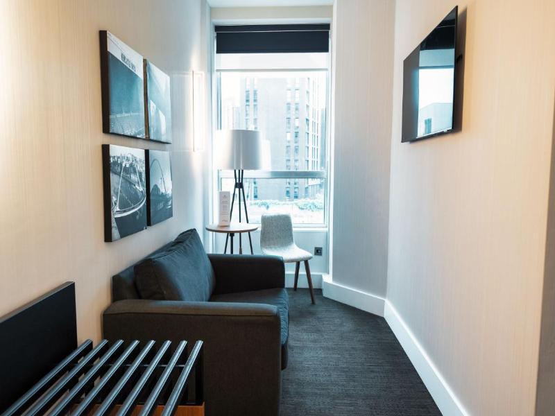 Sandman Signature Hotel Newcastle image