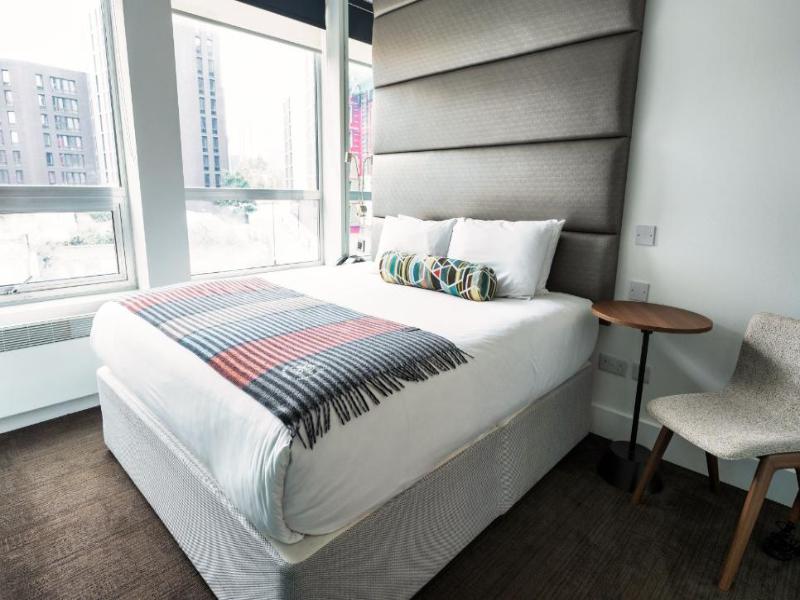 Sandman Signature Hotel Newcastle image