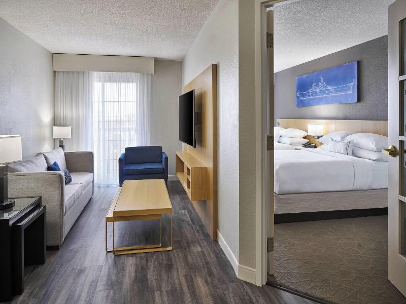Delta Hotels Norfolk Airport image