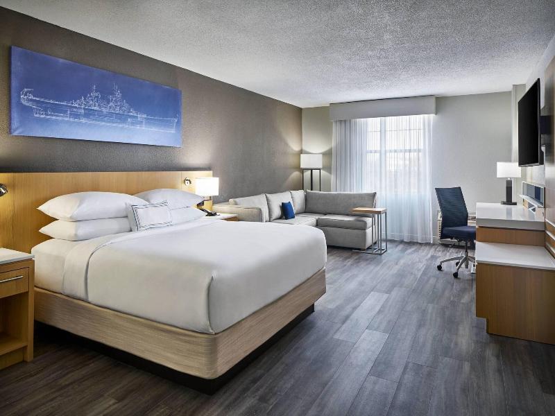 Delta Hotels Norfolk Airport image