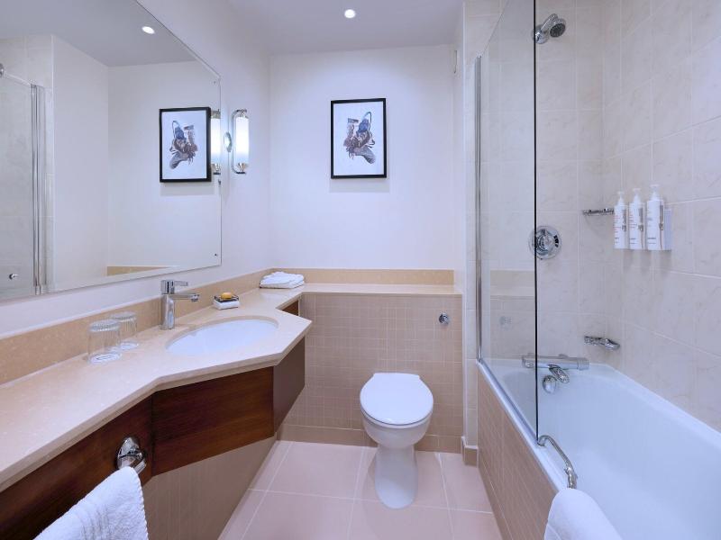 Delta Hotels By Marriott Northampton image