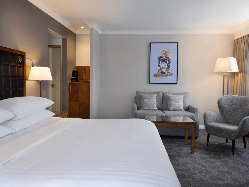 Delta Hotels By Marriott Northampton image