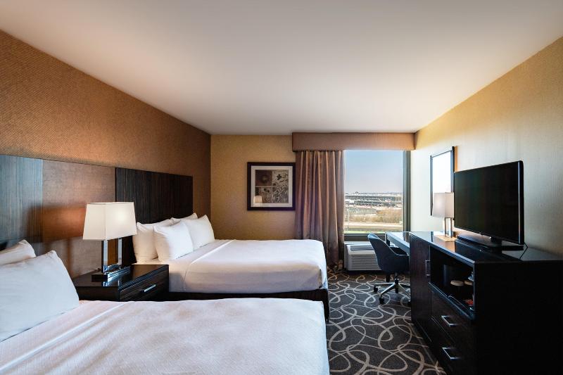 Crowne Plaza Newark Airport