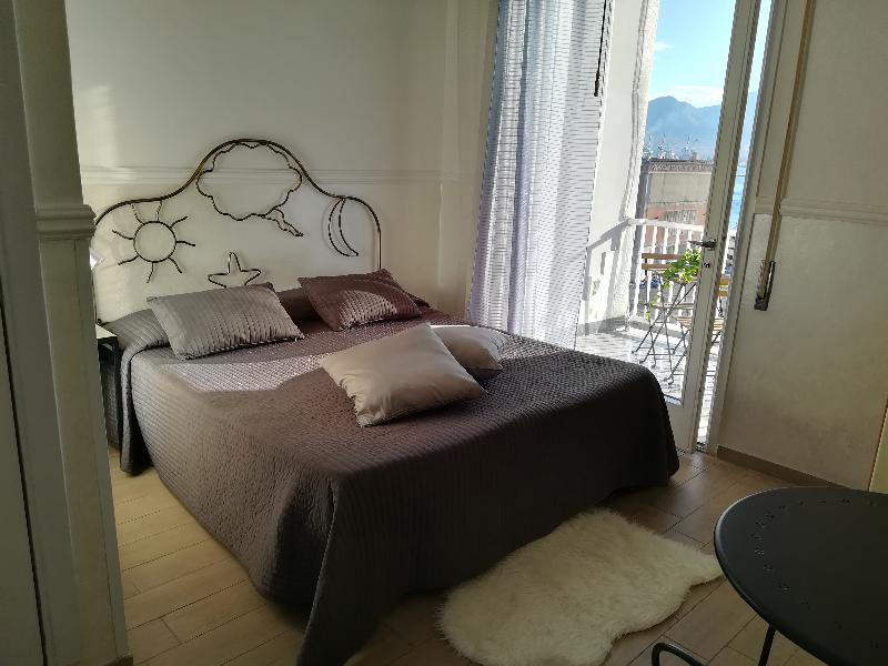 Hotel Bella Capri - Naples Harbour image