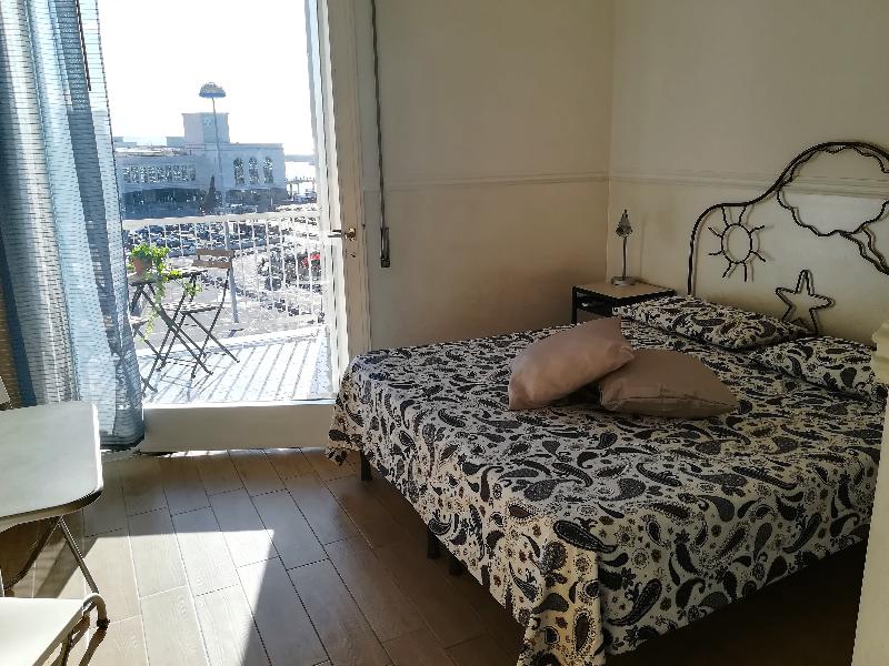 Hotel Bella Capri - Naples Harbour image