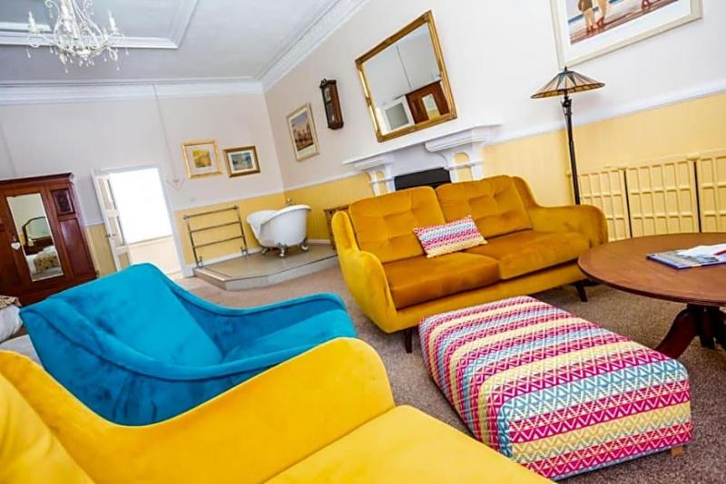 The Red Lion Hotel - Inn image