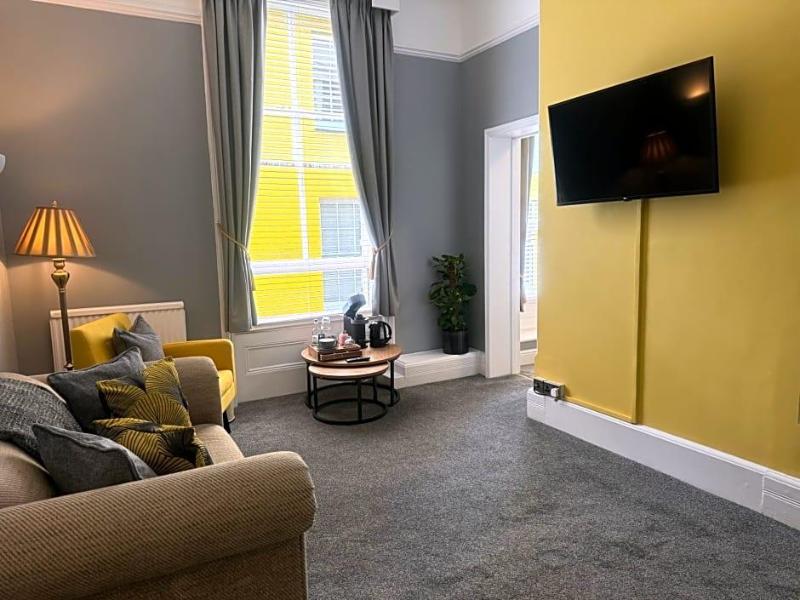 The Red Lion Hotel - Inn image