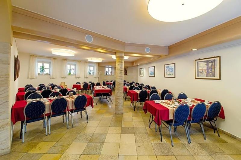 Hotel Alt-Ringlein image
