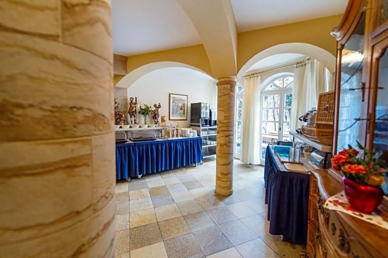 Hotel Alt-Ringlein image