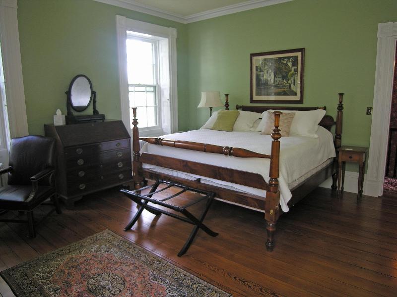 Delano Homestead Bed & Breakfast image