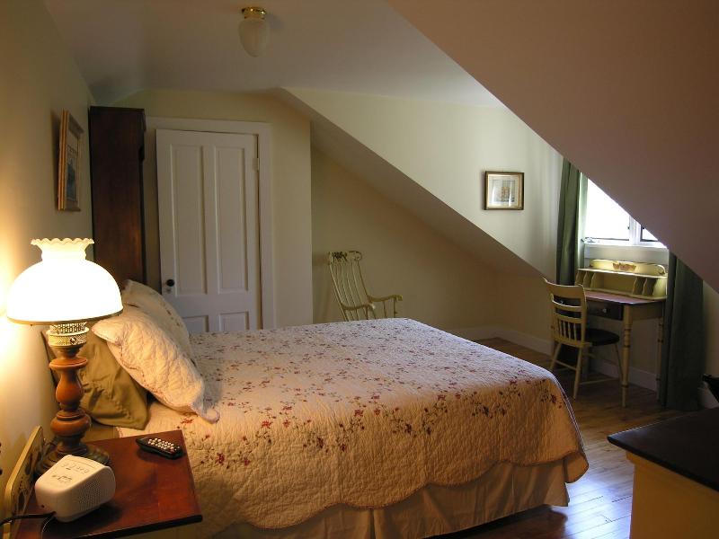 Delano Homestead Bed & Breakfast image