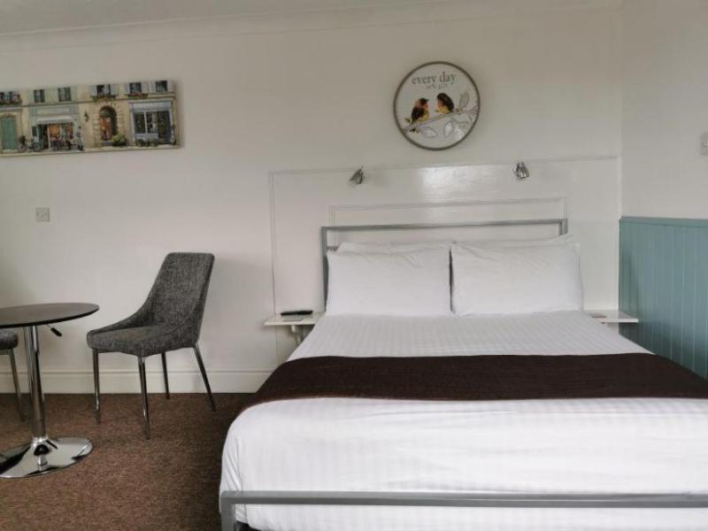 Elmfield Guest Accommodation image