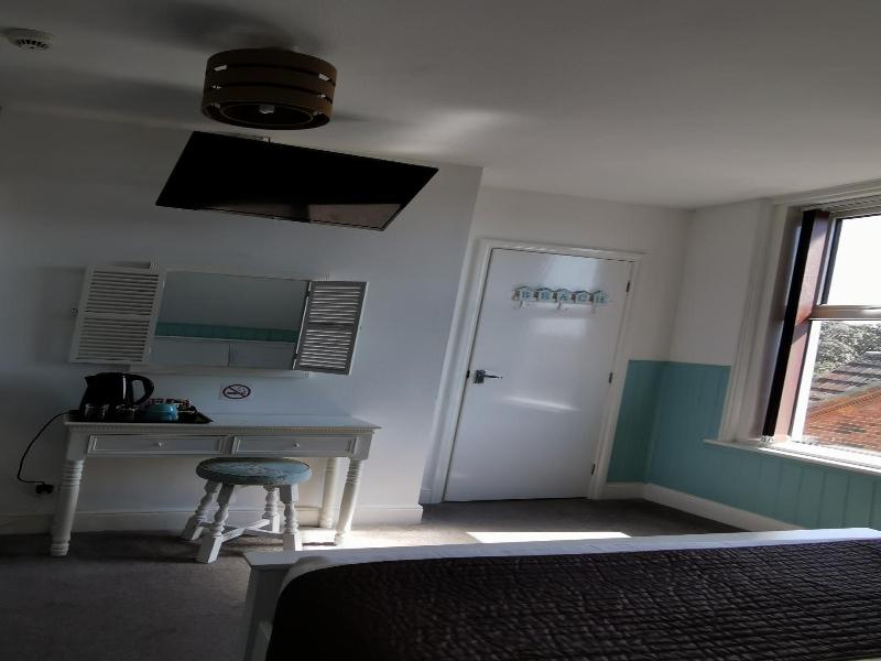 Elmfield Guest Accommodation image