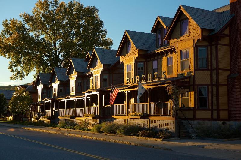 The Porches Inn image