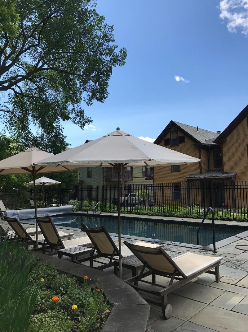 The Porches Inn image