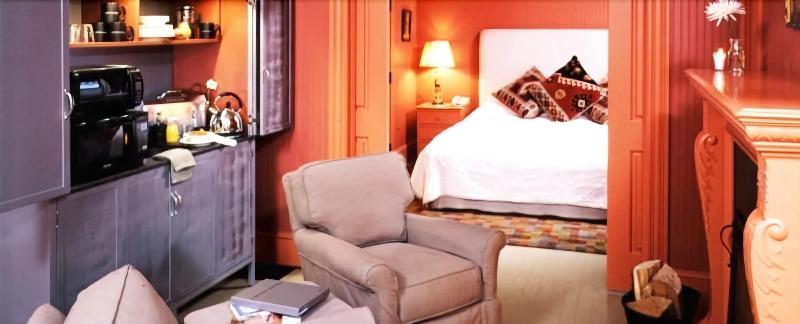 The Porches Inn image