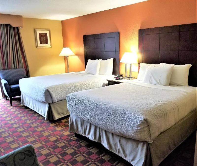 Howard Johnson By Wyndham Clifton Nj image