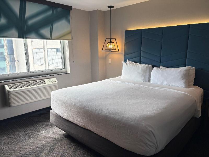 Four Points by Sheraton Manhattan SoHo Village image