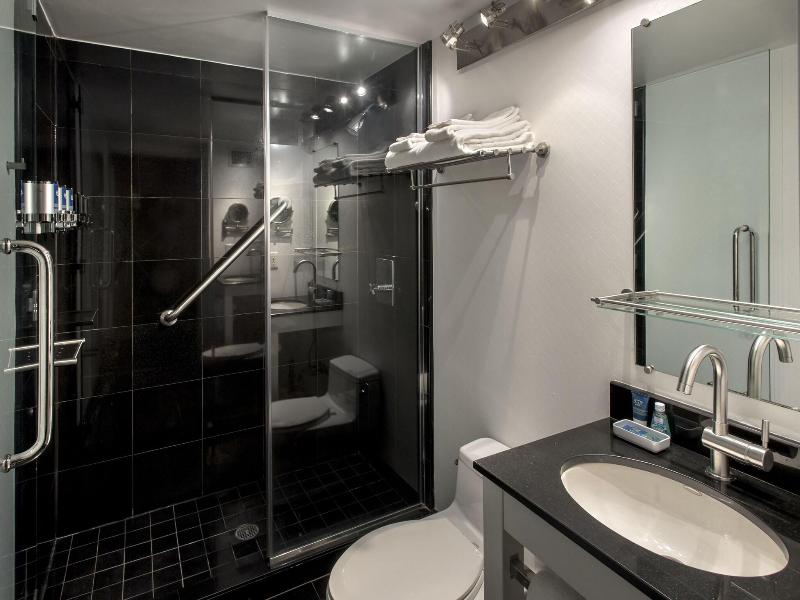Four Points by Sheraton Manhattan SoHo Village image