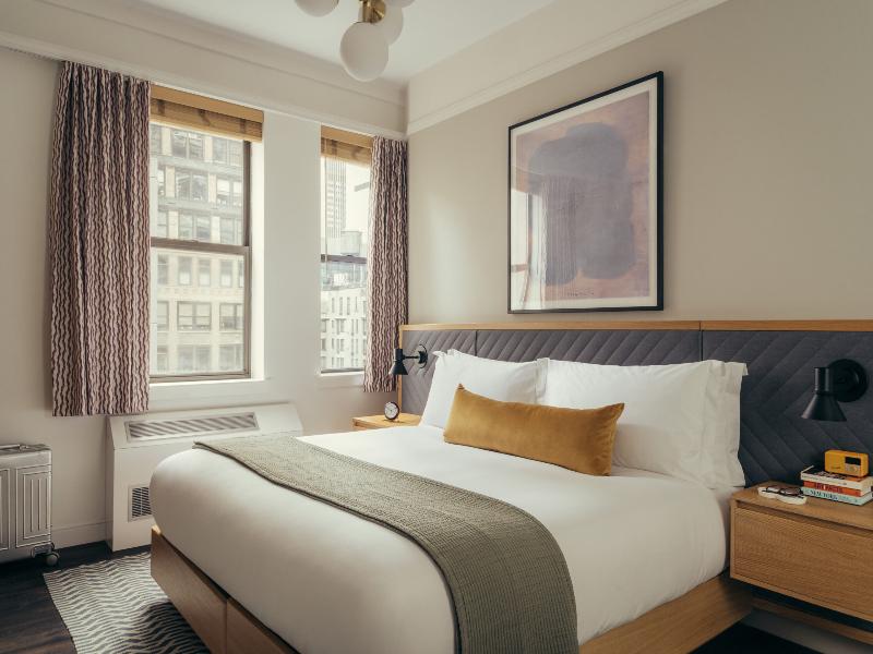 Club Quarters Times Square Midtown image