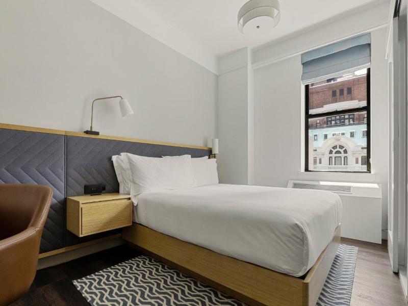 Club Quarters Times Square Midtown image